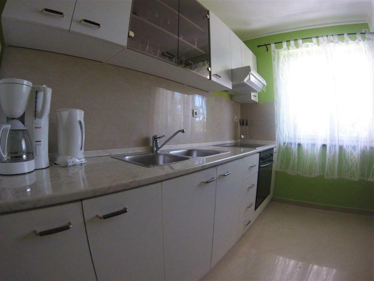 Apartments Olivera Supetarska Draga Buitenkant foto